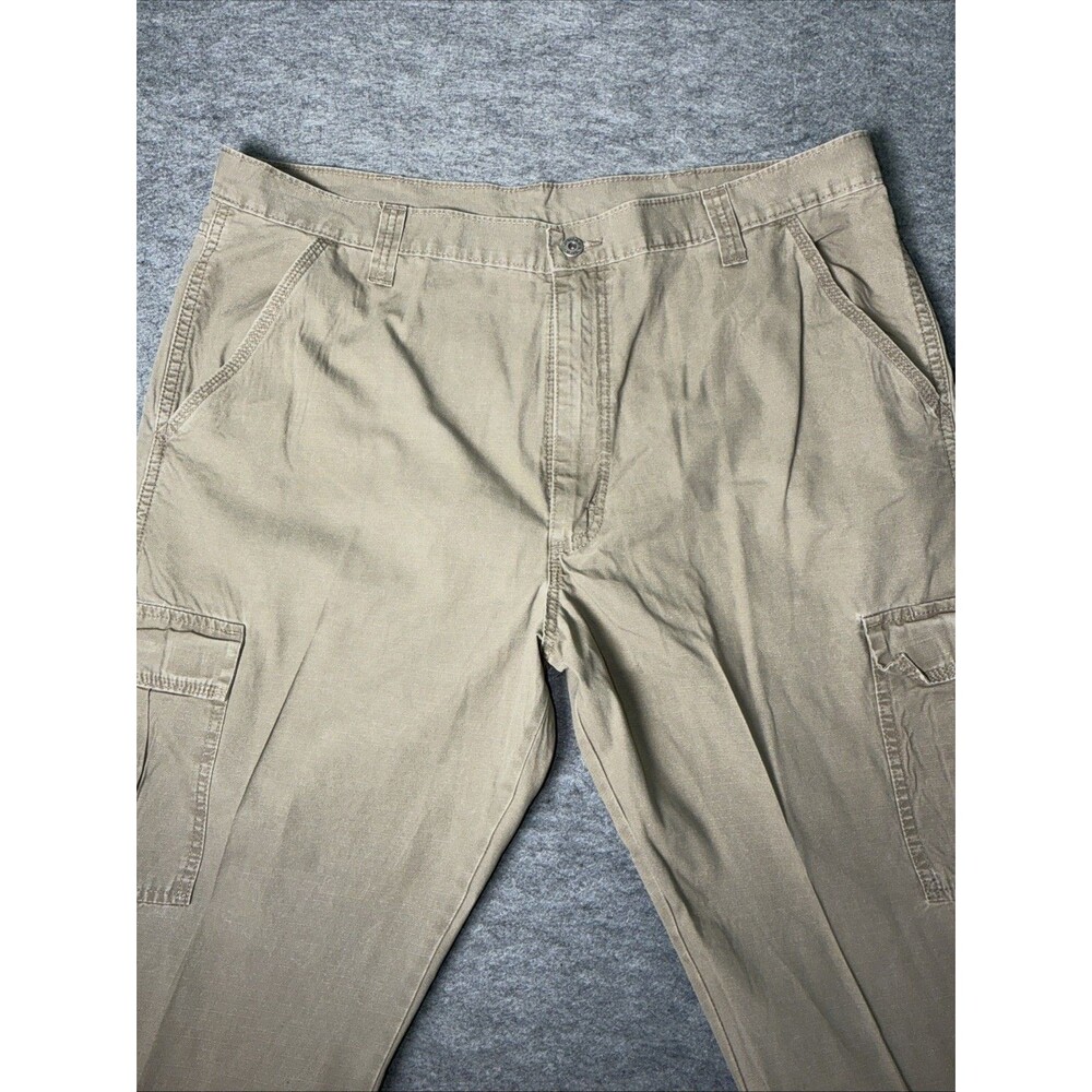Wrangler Cargo Pants Mens Tan Beige Rip Stop Relaxed Tapered Leg Outdoors 40x32